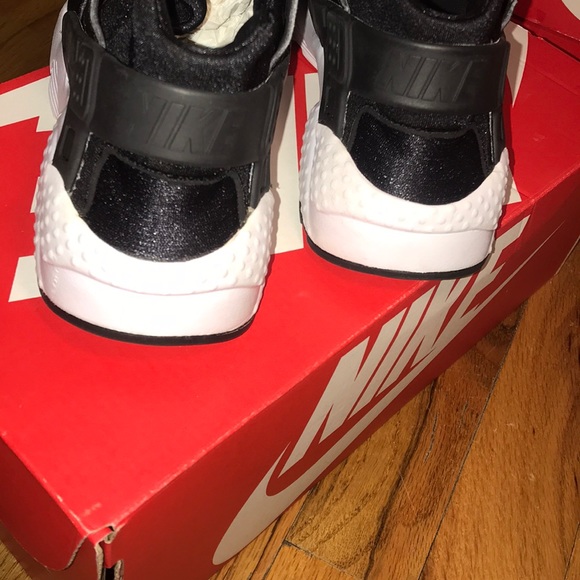 SUPER CUTE HUARACHES - Picture 3 of 6